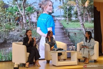 Cinta Laura: Edukasi pelecehan seksual harus dimulai sejak dini
