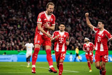 Bayern Muenchen vs RB Leipzig 2-0: Kane dan Luis Diaz Bawa Die Roten ke Semifinal