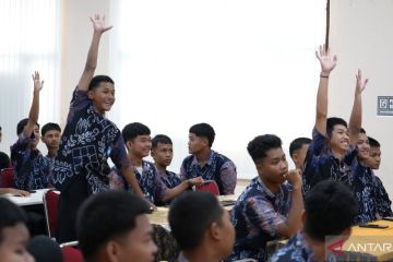 Siswa SMKN 2 Banjarbaru antusias ikuti sosialisasi keselamatan ketenagalistrikan