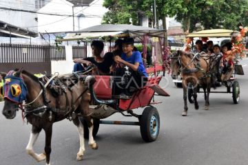 Ngabuburit naik delman di Kota Bogor