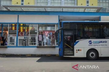 Bus Transjakarta Koridor 13 terlambat hingga 39 menit Senin pagi