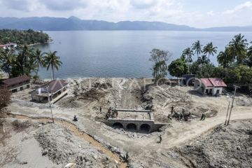 Pembangunan jembatan aramco di Tanah Datar