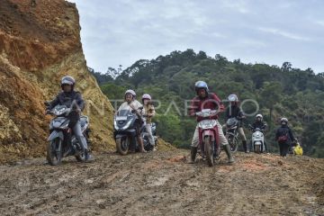 Pembatasan akses jalan Malalak di Agam