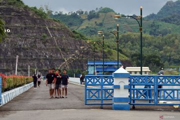 Ngabuburit di Waduk Wonorejo