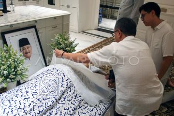Mantan Gubernur Sumsel Alex Noerdin meninggal dunia