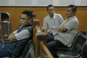Sidang dakwaan kasus gratifikasi DPRD NTB