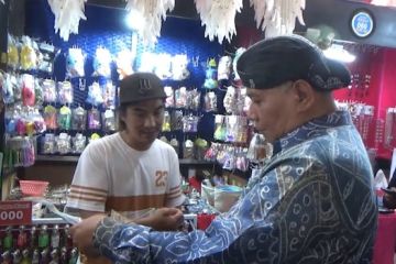 Sambangi Teras Malioboro, Wamen UMKM janjikan UKM naik kelas
