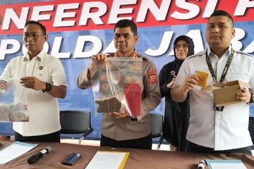 Polda Jabar bekuk lima tersangka dari sindikat promosi judi online