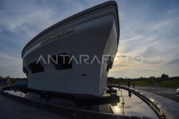 Masjid berbentuk kapal pesiar di Padang Pariaman