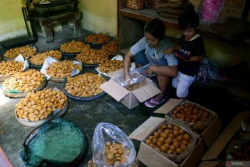 Permintaan gula kelapa tradisional meningkat