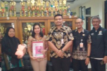 Bayi yang ditemukan di Pasar Minggu dibawa ke Panti Sosial Cipayung Jakarta Timur