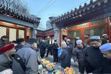 Kemeriahan kawasan Muslim Niujie di Beijing saat Ramadhan