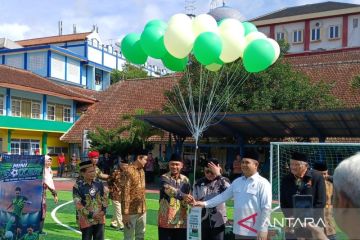 Nasib WNI di Iran Saat Konflik Memanas, Wamen P2MI: Belum Ada Korban