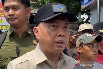 Waspada Cuaca Ekstrem! Menhub Minta Pemudik Hindari Jalan Saat Hujan