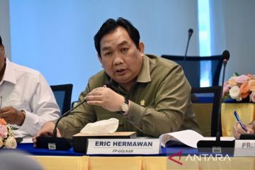 Legislator minta rencana KPU jadi lembaga ke empat negara harus dikaji