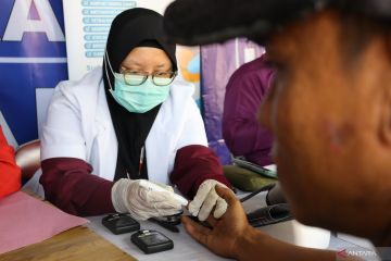 Siaga Lebaran, PMI Jaksel buka layanan cek narkoba bagi sopir bus