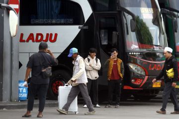 Puncak arus mudik di Terminal Arjosari