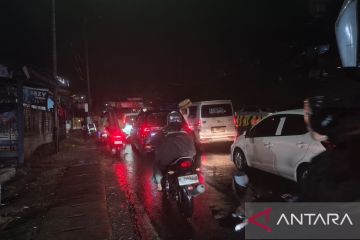 Volume arus mudik di Nagreg capai 129.328 kendaraan pada H-2 Lebaran