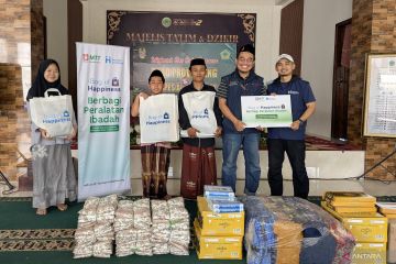 Human Initiative salurkan bantuan untuk santri terdampak di Tegal