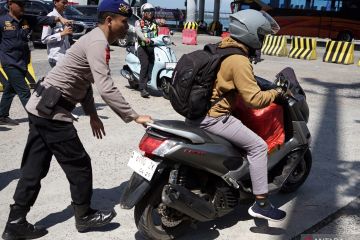 Arus balik pemudik sepeda motor di Pelabuhan Bakauheni
