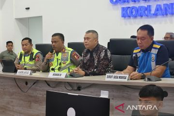 Korlantas Polri berlakukan "one way" lokal di KM 132-KM 70