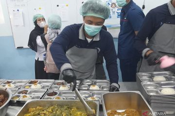 BGN: MBG segar dibagi 5 hari untuk anak sekolah, 3T diberi MBG kering