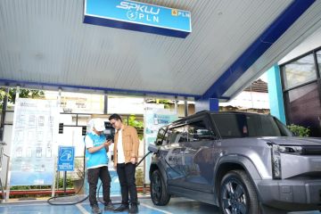 Indef: Insentif EV untuk redam risiko fiskal lonjakan harga minyak