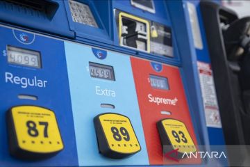 Qalibaf: Nikmati harga bensin saat ini