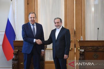 Menlu Iran bahas konflik dengan Menlu Rusia dan India