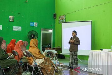 Bedah buku dorong literasi