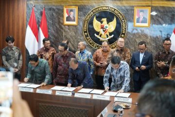 Teken kerja sama, Gubernur Koster targetkan PSEL beroperasi 2028