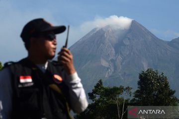 Merapi Luncurkan Lava, Empat Kali Guguran Terpantau ke Arah Kali Krasak