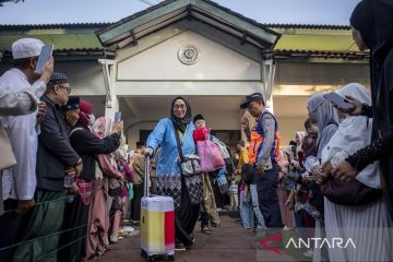 Pemberangkatan jamaah calon haji di Cimahi