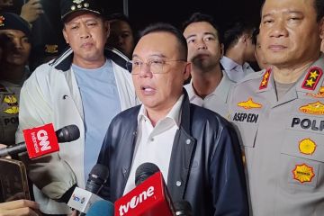 Wakil Ketua DPR dan Kapolda Metro pantau evakuasi kecelakaan kereta