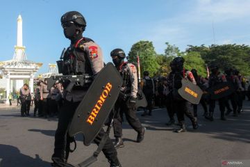 Pengamanan Hari Buruh di Surabaya