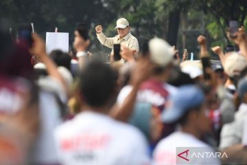 Presiden Prabowo hadiri peringatan Hari Buruh Internasional di Monas