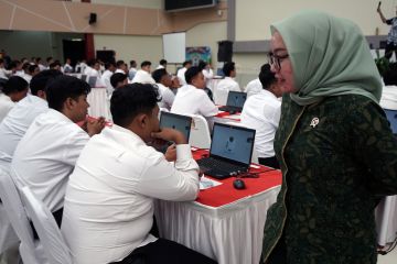 Wakil Menteri Koperasi tinjau pelaksanaan tes calon manajer Koperasi Desa Merah Putih di Lampung