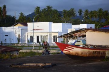 Kampung Nelayan Merah Putih di Padang