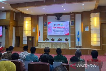 KPK minta seluruh kepala daerah di Sultra tuntaskan aset bermasalah