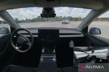 Regulator Eropa tahan persetujuan FSD Tesla di jalan raya