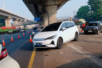 Ada pemeliharaan jalan, Jasamarga terapkan "contraflow" di Tol Japek
