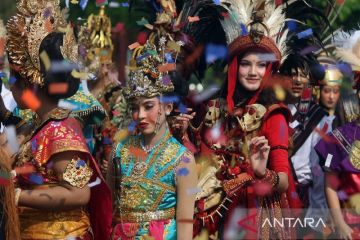 Pesona ragam budaya Indonesia di Bogor: Ribuan mahasiswa parade kenalkan identitas budaya nasional