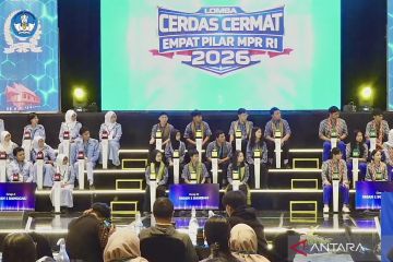 Populer, juri LCC Kalbar dinonaktifkan hingga rupiah sentuh Rp17.503