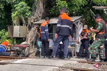 KAI Jakarta tutup perlintasan liar jalur Tebet-Cawang demi keselamatan