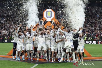Bantai Freiburg 3-0, Aston Villa resmi Juara Liga Europa 2025/2026