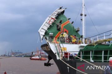 Pertamina pastikan distribusi BBM normal pasca ledakan kapal