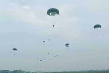 Korpasgat dukung latihan terjun payung personel Kopassus dan Yon TP