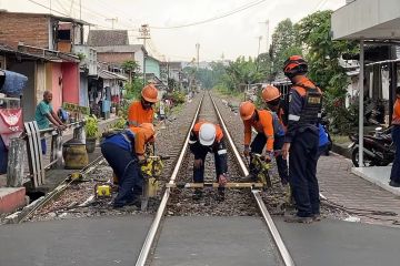 KAI tingkatkan fasilitas keselamatan 20 perlintasan sebidang di Malang