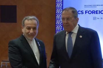 Menlu Iran dan Rusia bahas perkembangan regional di New Delhi