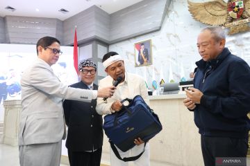 KDM wujudkan janji bonus Rp1 miliar untuk Persib